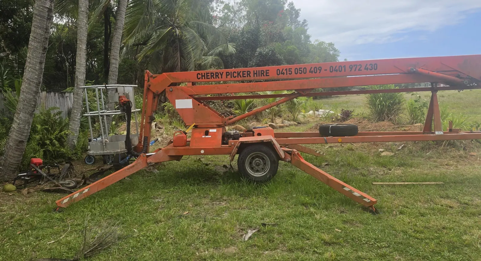 Cherry picker