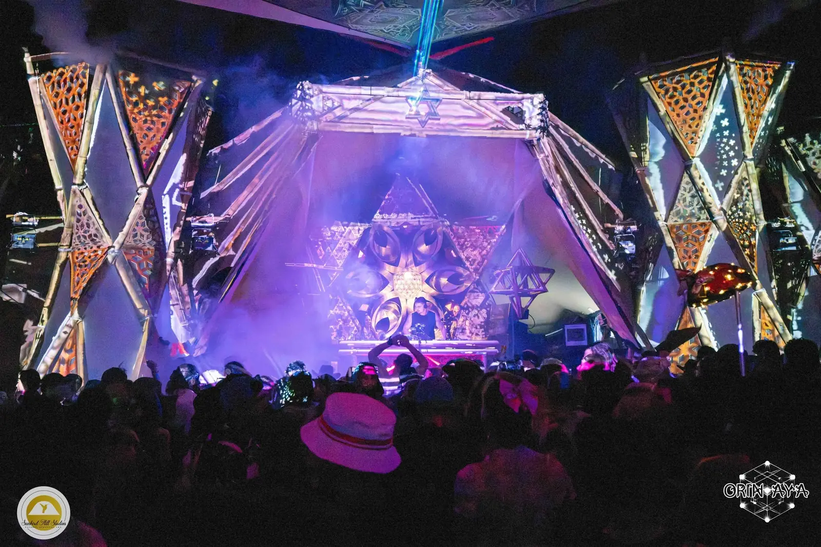 Stage & dancefloor lighting